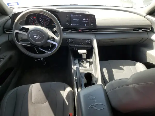 5NPLM4AG1MH009450 2021 HYUNDAI ELANTRA - Image 8