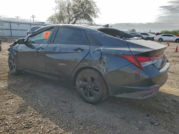 5NPLM4AG1MH009500 2021 HYUNDAI ELANTRA - Image 2