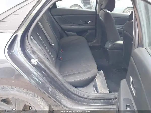 5NPLM4AG1MH009934 2021 HYUNDAI ELANTRA - Image 8
