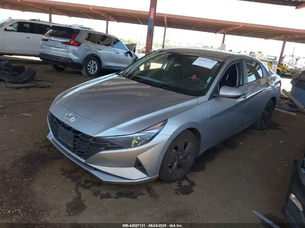 5NPLM4AG1MH010081 2021 HYUNDAI ELANTRA - Image 2