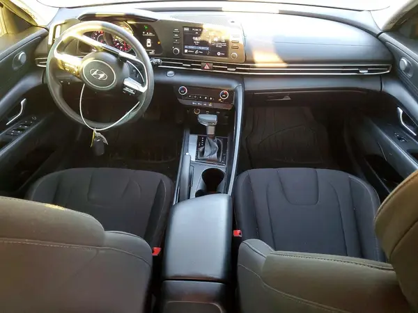 5NPLM4AG1MH010145 2021 HYUNDAI ELANTRA - Image 8