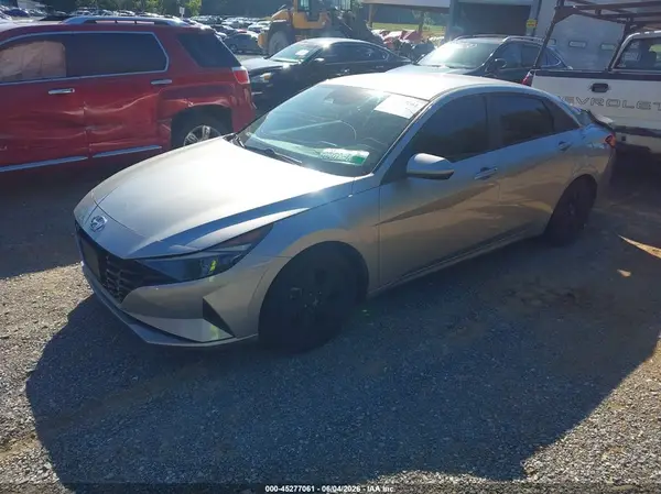 5NPLM4AG1MH011182 2021 HYUNDAI ELANTRA - Image 2