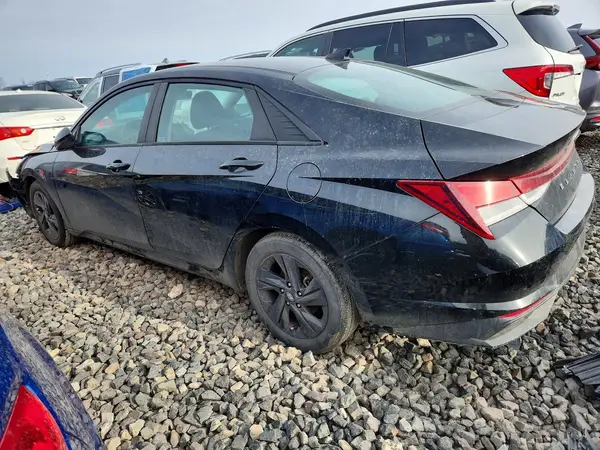 5NPLM4AG1MH017970 2021 HYUNDAI ELANTRA - Image 2