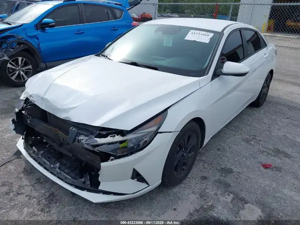 5NPLM4AG1MH036664 2021 HYUNDAI ELANTRA - Image 2