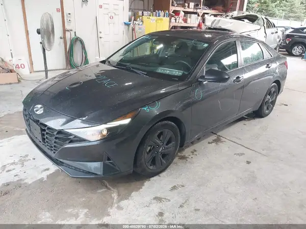 5NPLM4AG1MH039998 2021 HYUNDAI ELANTRA - Image 2