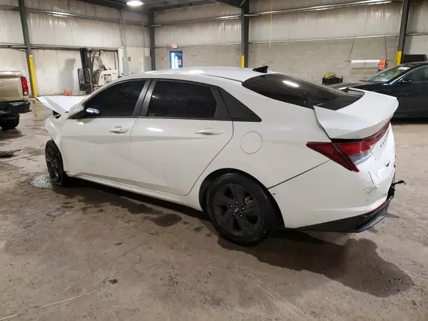 5NPLM4AG1MH046398 2021 HYUNDAI ELANTRA - Image 2