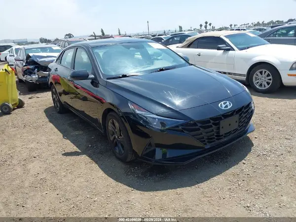 5NPLM4AG1MH051245 2021 HYUNDAI ELANTRA - Image 1