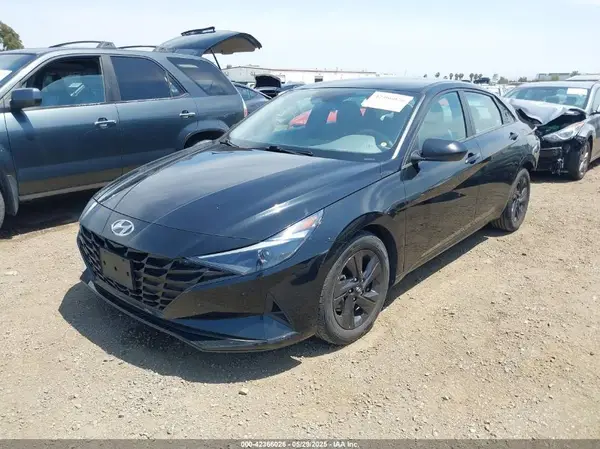 5NPLM4AG1MH051245 2021 HYUNDAI ELANTRA - Image 2