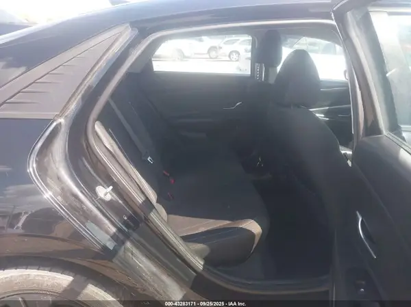 5NPLM4AG1NH054177 2022 HYUNDAI ELANTRA - Image 8