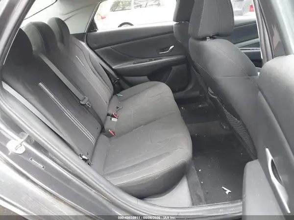 5NPLM4AG1NH055989 2022 HYUNDAI ELANTRA - Image 8