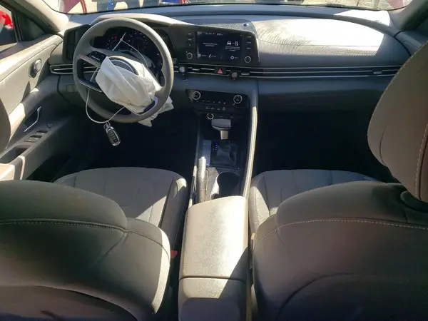 5NPLM4AG1NH058634 2022 HYUNDAI ELANTRA - Image 8