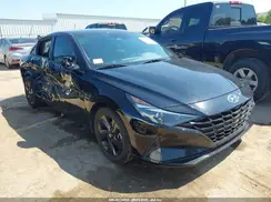 5NPLM4AG1NH059573 2022 HYUNDAI ELANTRA