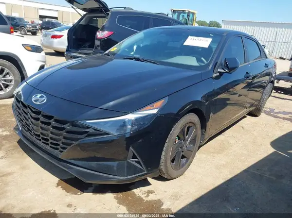 5NPLM4AG1NH059573 2022 HYUNDAI ELANTRA - Image 2