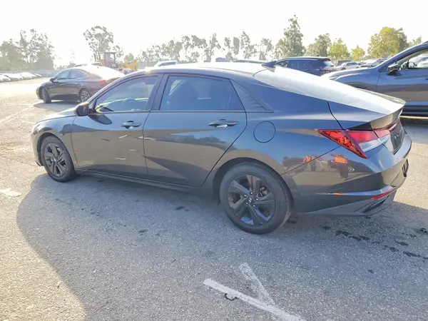 5NPLM4AG1NH063445 2022 HYUNDAI ELANTRA - Image 2