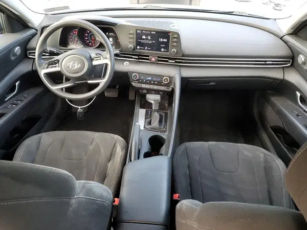 5NPLM4AG1NH063851 2022 HYUNDAI ELANTRA - Image 8