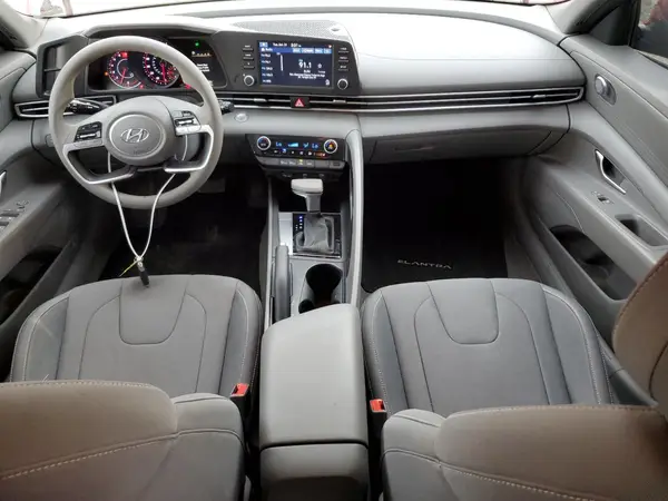 5NPLM4AG1NH066300 2022 HYUNDAI ELANTRA - Image 8
