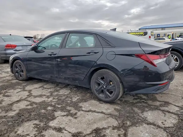 5NPLM4AG1NH073750 2022 HYUNDAI ELANTRA - Image 2