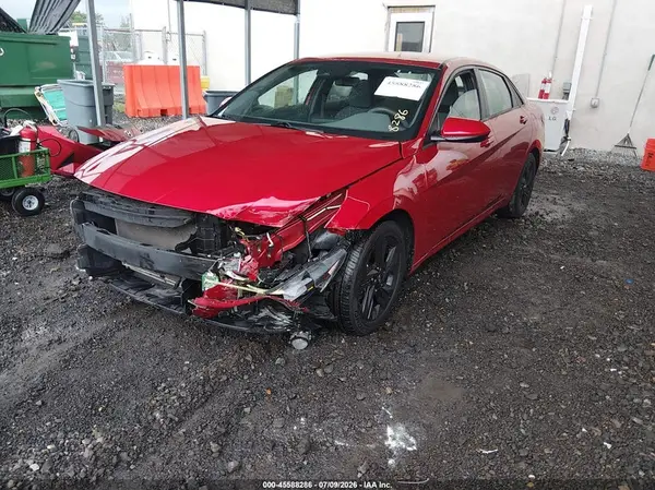 5NPLM4AG1NH075174 2022 HYUNDAI ELANTRA - Image 1