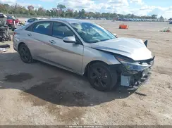 5NPLM4AG1NH078995 2022 HYUNDAI ELANTRA
