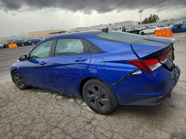 5NPLM4AG1NH080360 2022 HYUNDAI ELANTRA - Image 2