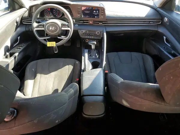 5NPLM4AG1NH080360 2022 HYUNDAI ELANTRA - Image 8