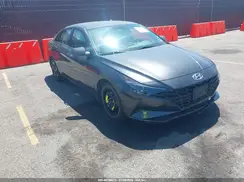5NPLM4AG1NH081346 2022 HYUNDAI ELANTRA
