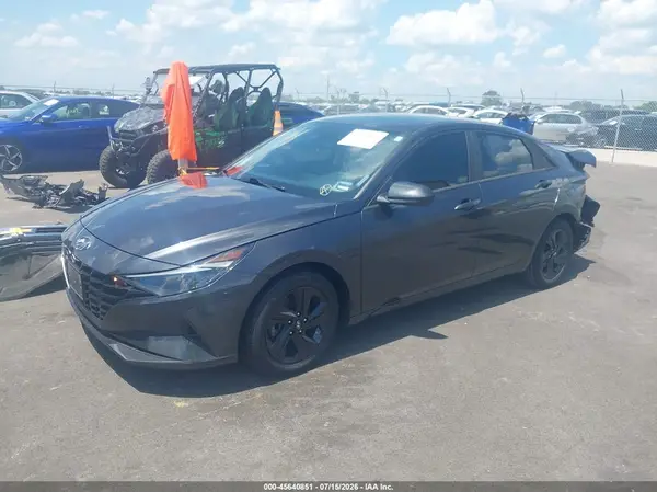 5NPLM4AG1NH084389 2022 HYUNDAI ELANTRA - Image 2