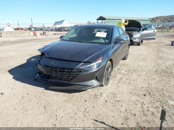 5NPLM4AG1NH084876 2022 HYUNDAI ELANTRA - Image 2
