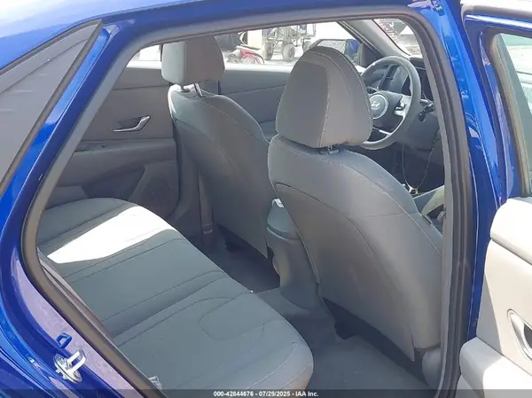 5NPLM4AG1NH085834 2022 HYUNDAI ELANTRA - Image 8