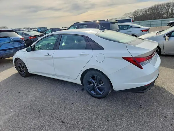 5NPLM4AG1PH103865 2023 HYUNDAI ELANTRA - Image 2