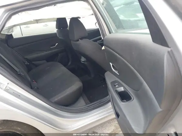 5NPLM4AG1PH103915 2023 HYUNDAI ELANTRA - Image 8