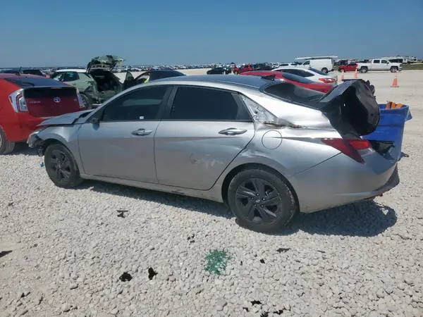 5NPLM4AG1PH104028 2023 HYUNDAI ELANTRA - Image 2