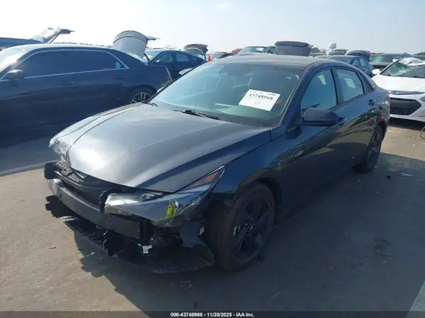 5NPLM4AG1PH104353 2023 HYUNDAI ELANTRA - Image 2