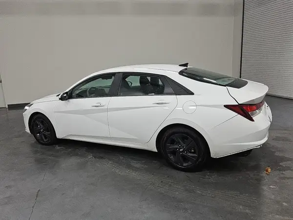 5NPLM4AG1PH104434 2023 HYUNDAI ELANTRA - Image 2