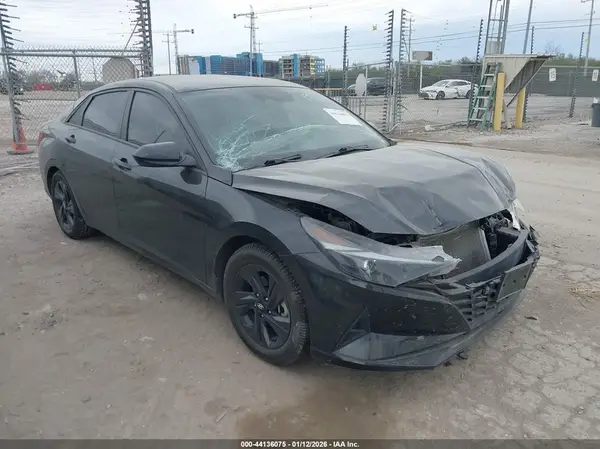 5NPLM4AG1PH105423 2023 HYUNDAI ELANTRA - Image 1