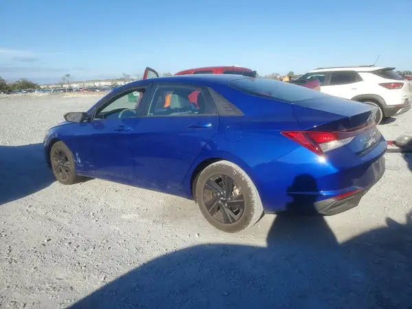 5NPLM4AG1PH114946 2023 HYUNDAI ELANTRA - Image 2