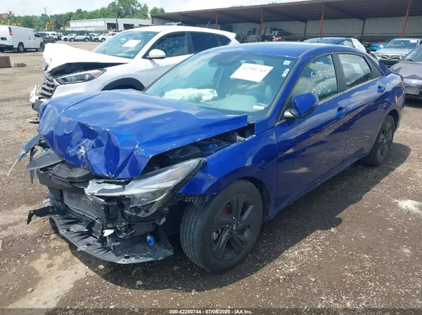 5NPLM4AG1PH117314 2023 HYUNDAI ELANTRA - Image 2
