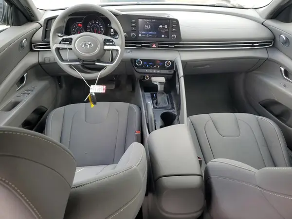 5NPLM4AG1PH118754 2023 HYUNDAI ELANTRA - Image 8