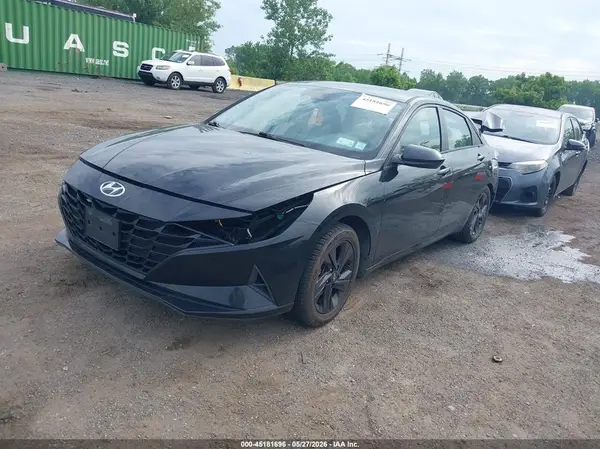 5NPLM4AG2MH002426 2021 HYUNDAI ELANTRA - Image 2