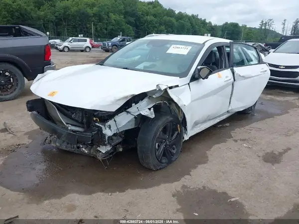 5NPLM4AG2MH003978 2021 HYUNDAI ELANTRA - Image 2