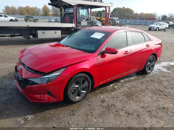 5NPLM4AG2MH008517 2021 HYUNDAI ELANTRA - Image 2