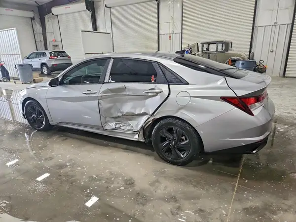 5NPLM4AG2MH009294 2021 HYUNDAI ELANTRA - Image 2