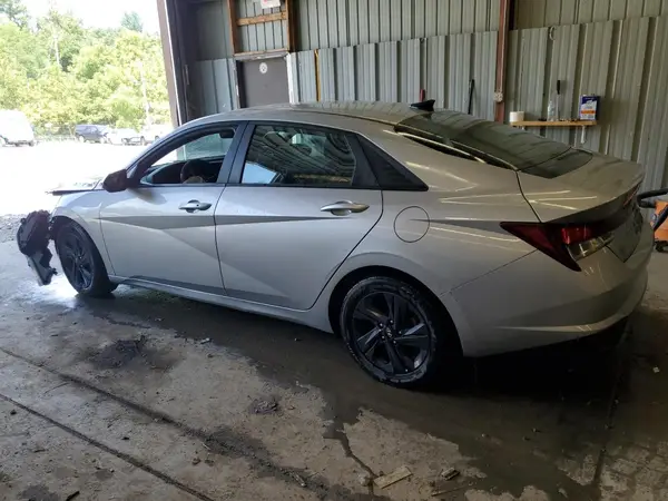 5NPLM4AG2MH011465 2021 HYUNDAI ELANTRA - Image 2