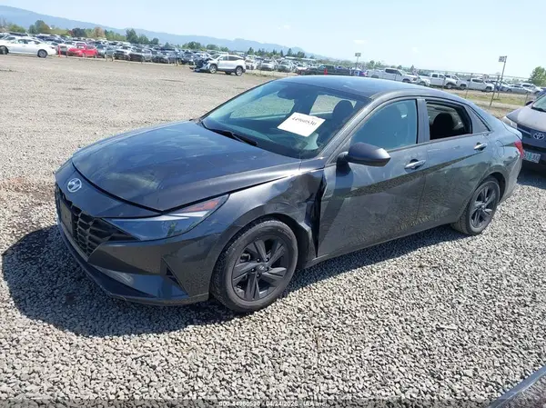 5NPLM4AG2MH011482 2021 HYUNDAI ELANTRA - Image 2