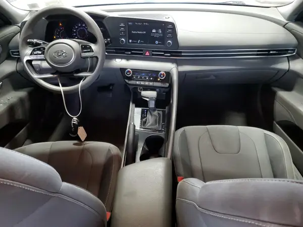 5NPLM4AG2MH011644 2021 HYUNDAI ELANTRA - Image 8