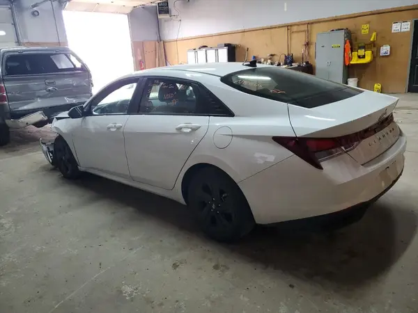 5NPLM4AG2MH020408 2021 HYUNDAI ELANTRA - Image 2