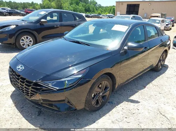 5NPLM4AG2MH025690 2021 HYUNDAI ELANTRA - Image 2