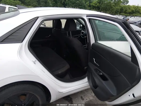 5NPLM4AG2MH026337 2021 HYUNDAI ELANTRA - Image 8