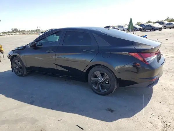 5NPLM4AG2MH028394 2021 HYUNDAI ELANTRA - Image 2