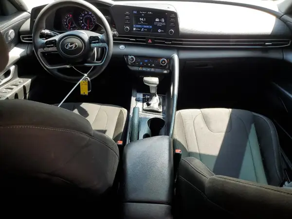 5NPLM4AG2MH031263 2021 HYUNDAI ELANTRA - Image 8